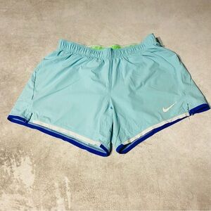 Nike Lacrosse Women’s Dri-FIT Cool Crew 5” Running Shorts Size Small Aqua Blue